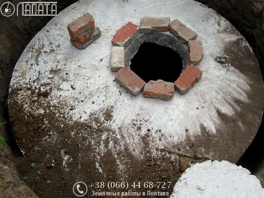 Устройство выгребной ямы из бетонных колец