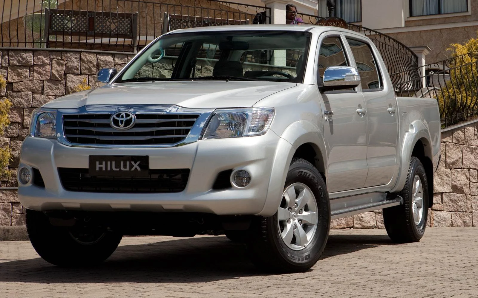 Toyota Hilux Flex SRV 4X2 Automática 2015