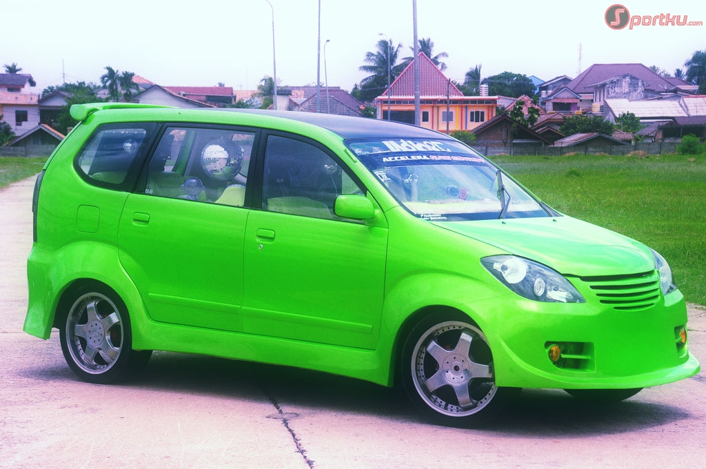  Modifikasi  Toyota  Avanza  2012 Sarboah