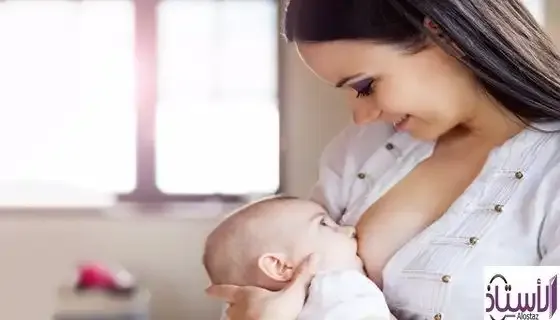 How-to-breastfeed-newborn-baby