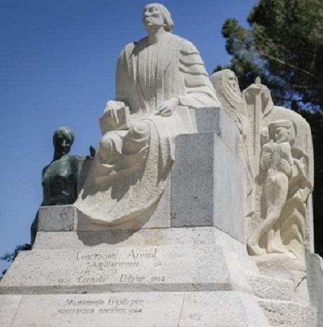 Monumento escultórico Concepción Arenal Oeste de Madrid