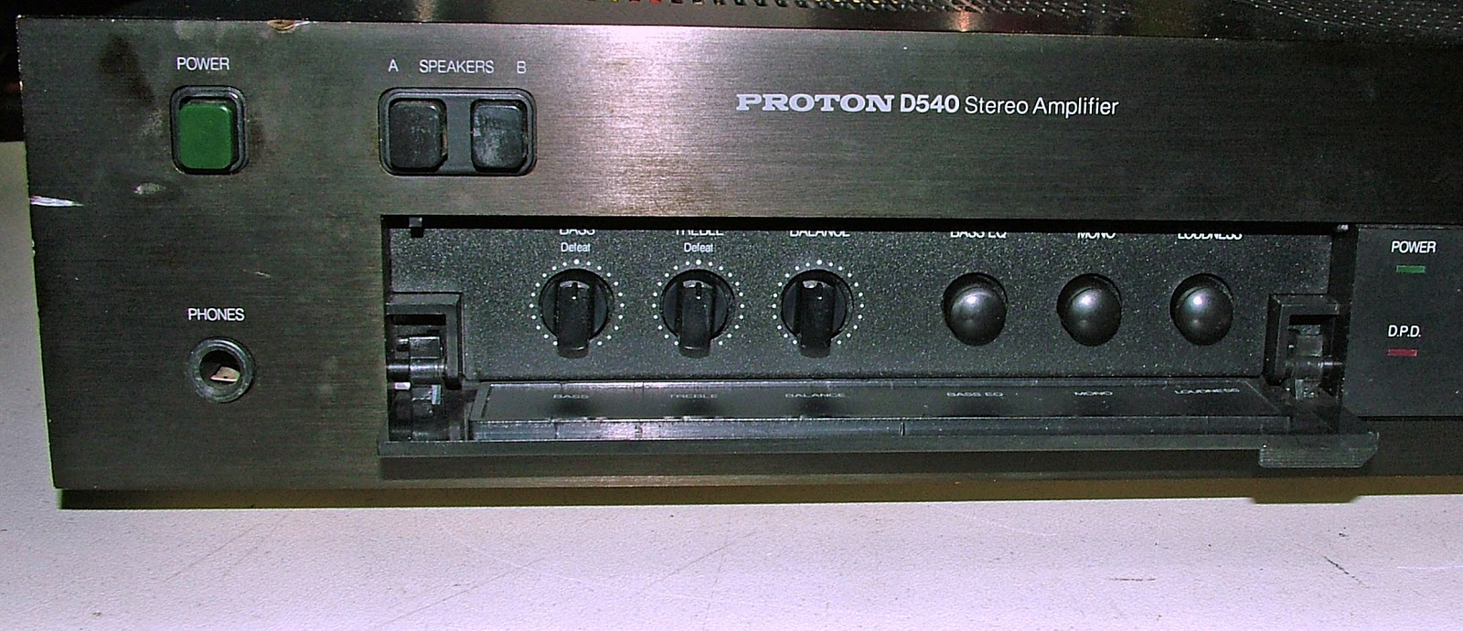 The Robb Collections: Details on the remarkable PROTON D540 Integrated