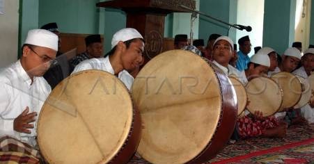 Pesantren Budaya Nusantara: Hadra - seni rebana Indonesia