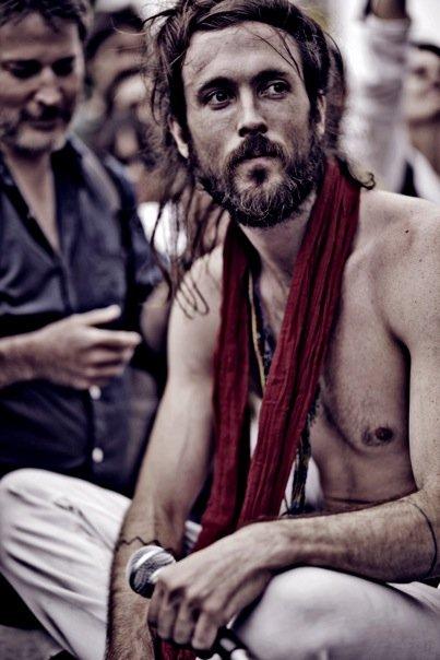 SOUND STYLE ALEX EBERT EDWARD SHARPE AND THE MAGNETIC ZEROS 