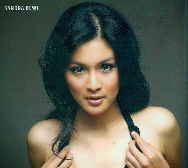 Koleksi Foto Artis Cantik Sandra Dewi Gambar photo