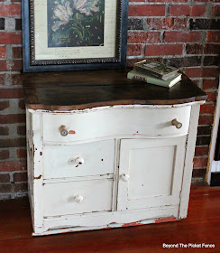 antique, dresser, commode, upcycled, barnwood, http://bec4-beyondthepicketfence.blogspot.com/2016/03/charming-commode.html