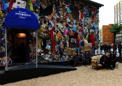 Hotel Ini Terbuat Dari Sampah Indonesia!! [ www.BlogApaAja.com ]