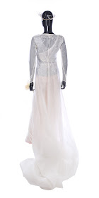 Keira Knightley Love Actually Juliet wedding dress back