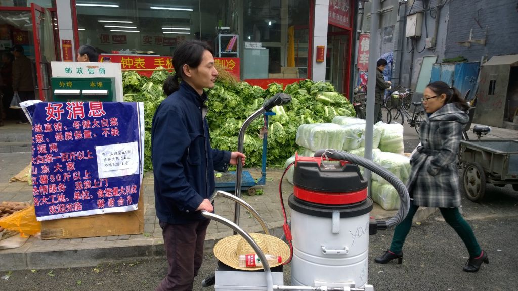 Chinese Activist Vacuums Beijing’s Air For 100 Days Then Makes A Brick With The Pollution