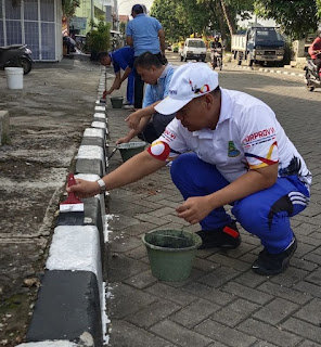 Sambut Porprov, Perumda Tirta Benteng Bersama OPD Kota Tangerang Lakukan Pengecatan Kansteen