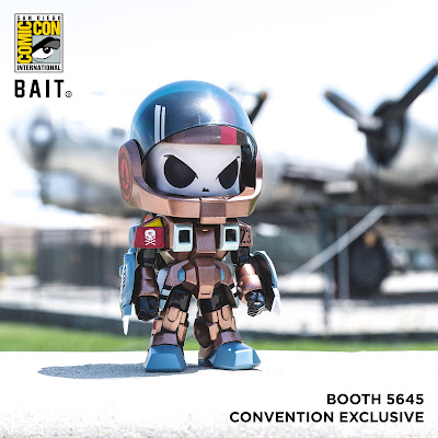 San Diego Comic-Con 2018 Exclusive Robotech Hunter Figure by Huck Gee x BAIT