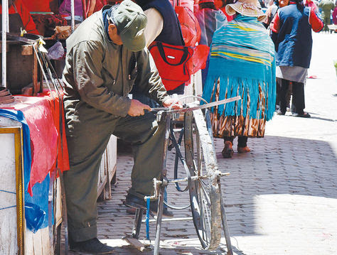 Trabajadores alteños