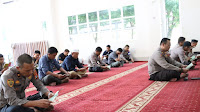 Waka Polres Wajo Bersama Personil Gelar Binrohtal di Masjid At Taqwa  