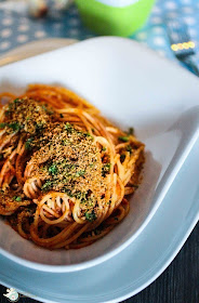 Spaghetti con la mollica mit Brotbröseln