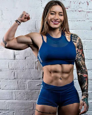 Celia Gabbiani Bio