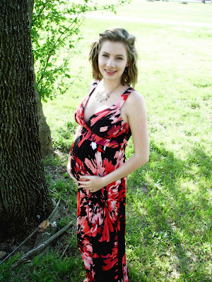 28 weeks pregnant. 28 Weeks Pregnant- Photos By