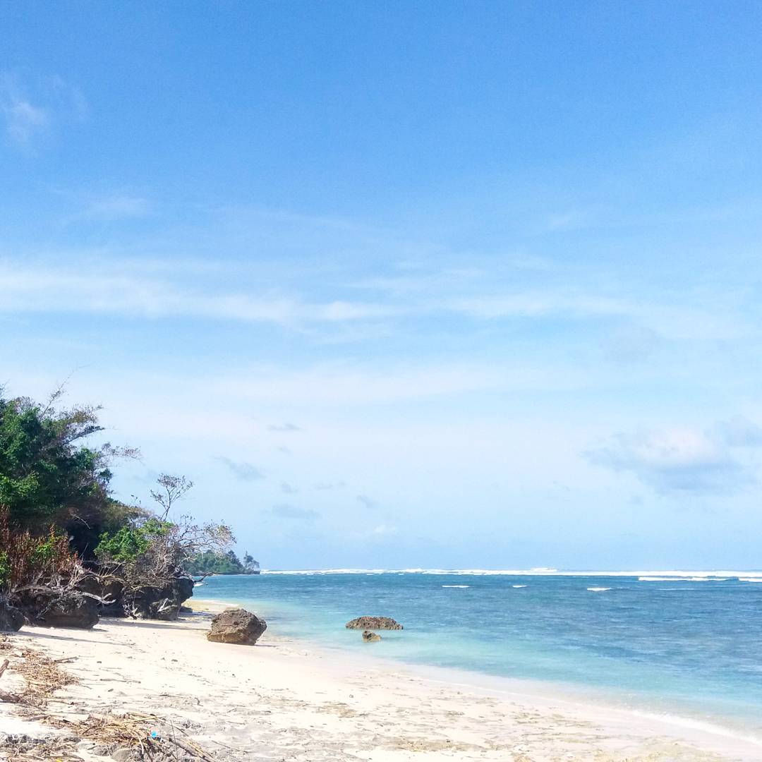 Pantai Di Banyuwangi Tempat Wisata Pantai Lengkap Banyuwangi