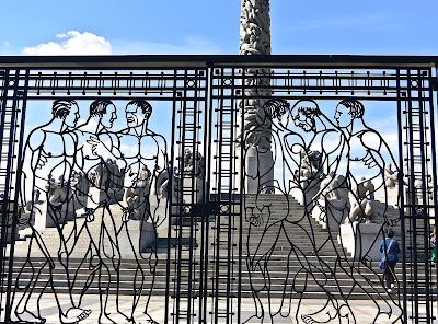 Oslo Parc Vigeland : grilles en fer forgé