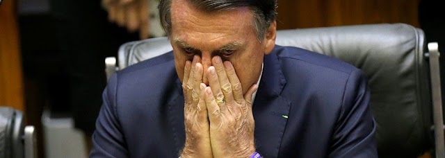 BOLSONARO ESTÁ VISIVELMENTE PERDIDO, DIZ FERNANDO BRITO