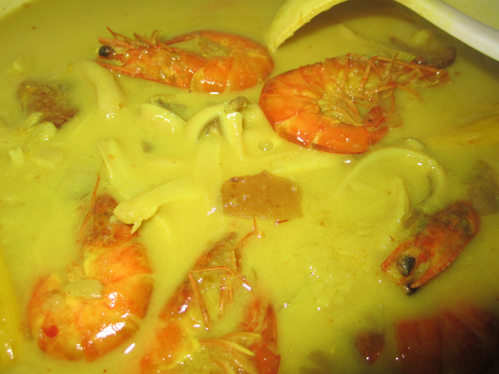 LOVE IS ALL AROUND: Masak Lemak Cili Api Udang Cendawan