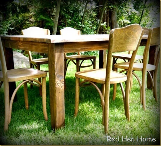 Red Hen Home Union Jack Table 4