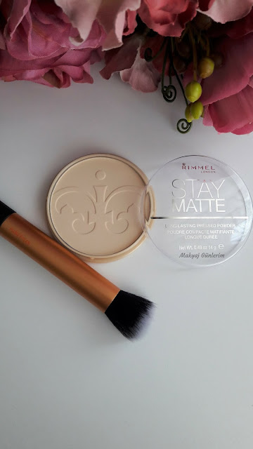 Rimmel London Stay Matte Pudra – Transparent 001 - Makyaj Günlerim