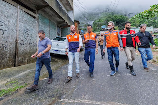 Vistoria de área com danos causados pela chuva