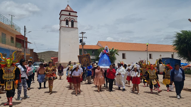 Das Fest der Jungfrau von Candelaria am 2. Februar in der Pfarrei Macha Bolivien.