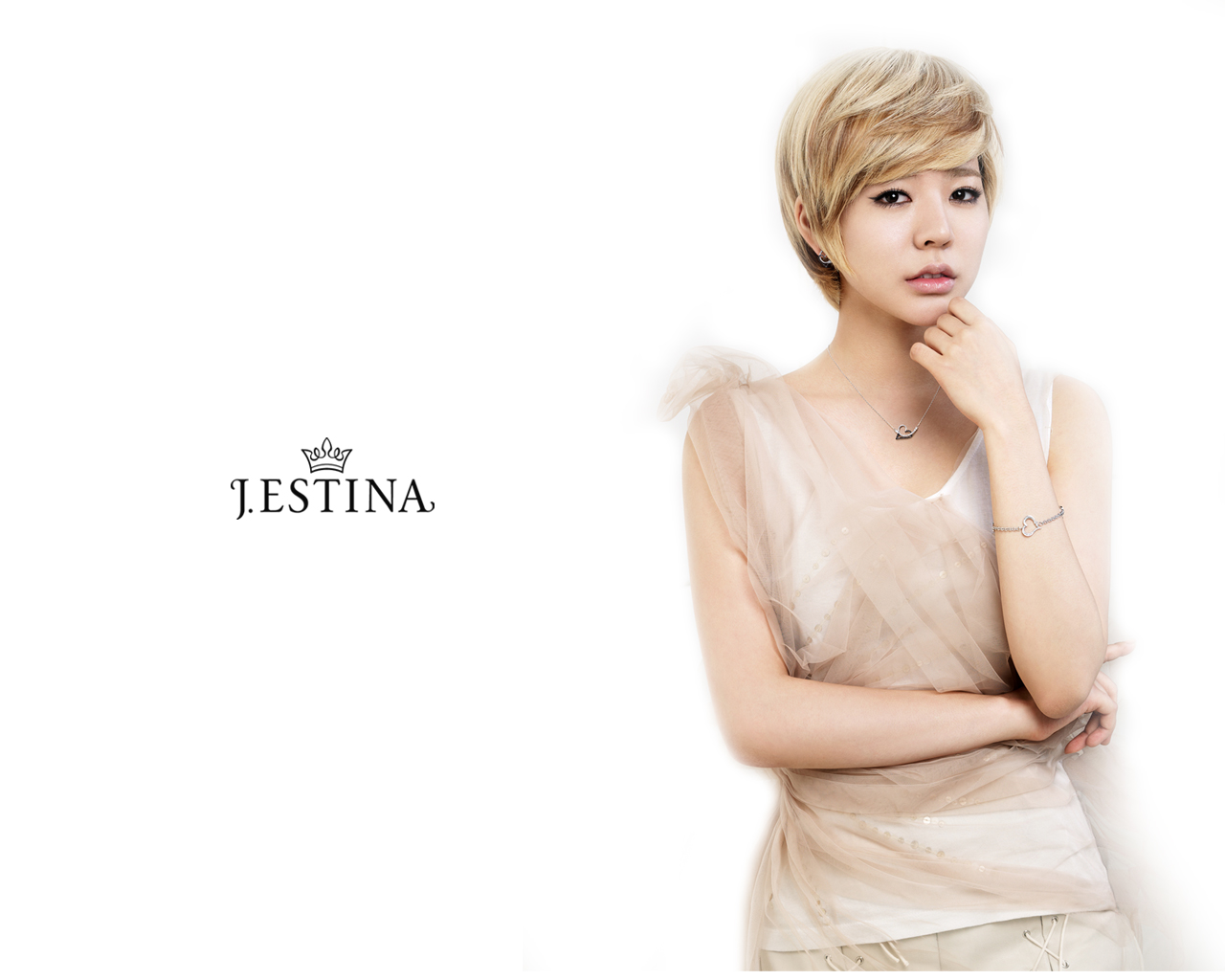 Fiction Pinch: SNSD reveals their latest wallpapers for J.ESTINA