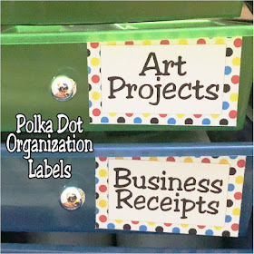 Organize your craft room or office with fun and happy polka dot organization labels. These labels will make you smile every time you put something away or get yourself in an organizing groove. #polkadot #organization #printable #diypartymomblog