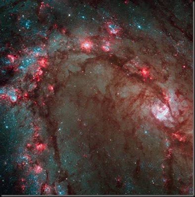 M83 em imagem recente do Hubble (Foto: NASA, ESA, R. O'Connell (Univ. Virginia), B. Whitmore (STScI), M. Dopita (Australian National Univ.), e comitê de supervisão científica da Wide Field Camera 3)