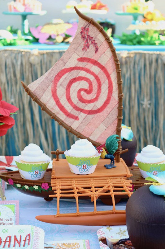 Disney Party Maui and Moana  Disney moana birthday party, Moana