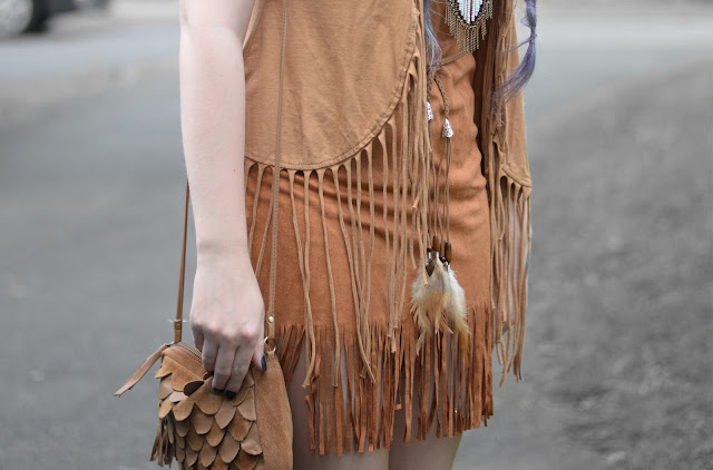 Sammi Jackson - DIY American Indian Outfit 