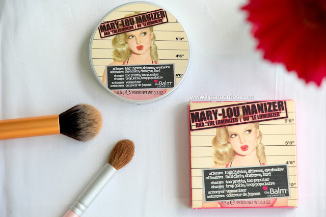 theBalm Mary lou manizer highlighter