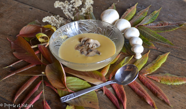 Crème de courge butternut aux champignons de Paris © Popote et Nature