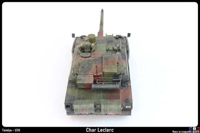 Maquette du char Leclerc de Tamiya au 1/35.