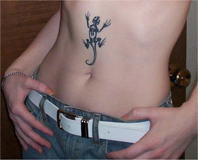 Labels: lizard tattoo, stomach tattoos, tattoo designs