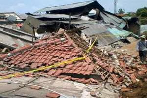 Gempa Kebumen Runtuhkan Rumah di Bantul