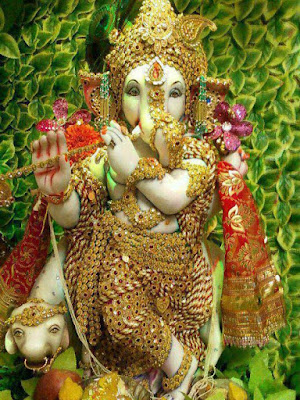 ganesh-ji-looking-like-krishna