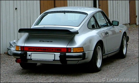 Rear-Porsche-911-Carrera-1986-3,2