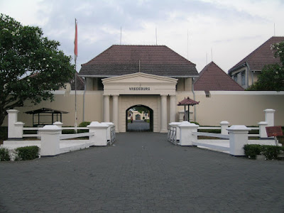 Tempat Paling Bersejarah di Jogja : Benteng Vredeburg