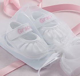 AJUAR DE BEBES CALZADO Y COMPLEMENTOS PERSONALIZADOS