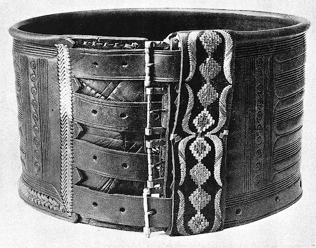 an old Russia waist belt