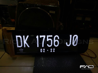 variasi plat nomor mobil nyala angka