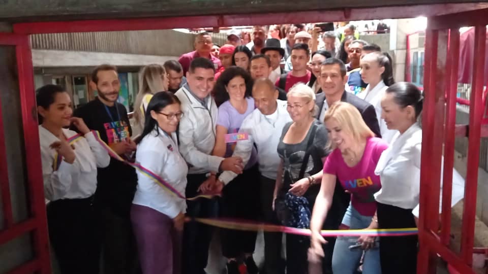 Inaugurada 18º FILVEN y 1º Bienal de Literatura "Carmen Delia Bencomo" en Mérida