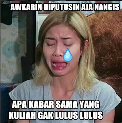 7 Meme Kocak 'Awkarin Diputusin Pacar Nangis' Ini Bikin Ketawa Miris