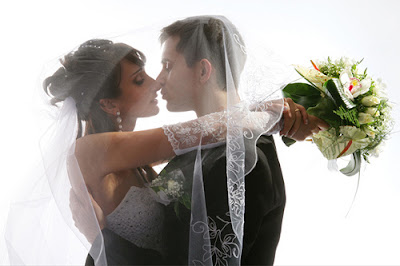 Wedding Kiss Couple