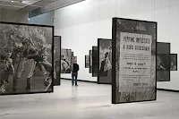 https://commons.wikimedia.org/wiki/File:Exposition_des_photographies_de_Letizia_Battaglia_%28MAXXI,_Rome%29.jpg