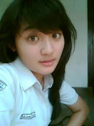 Cewek ABG SMA Bening Banget