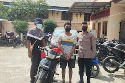 Lintong Simanjuntak Serahkan Seorang Residivis Pencuri Motor ke Kejari Jayapura